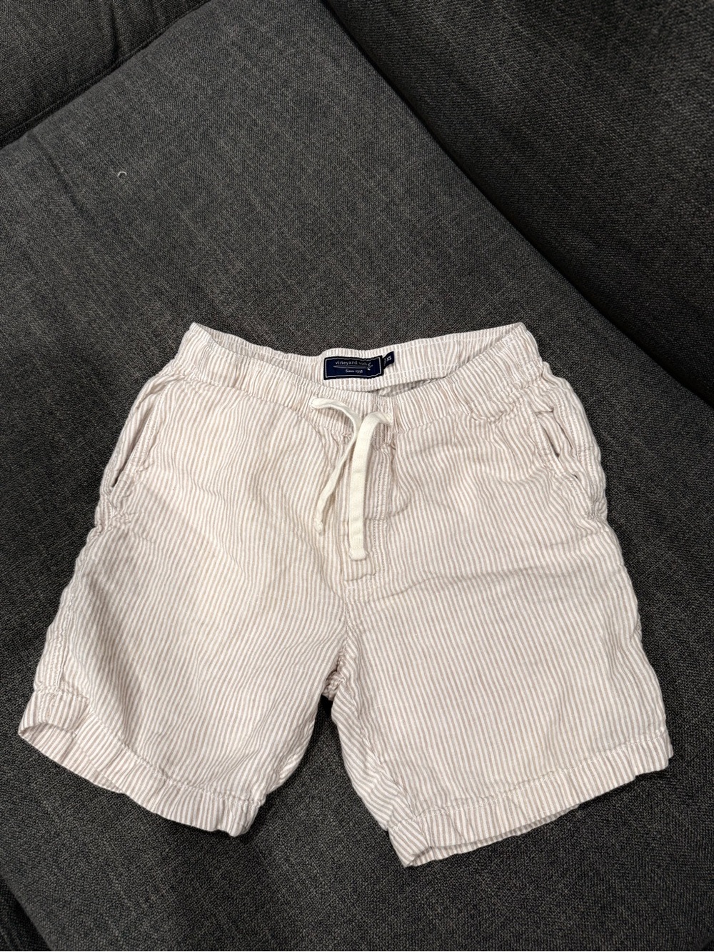 Vineyard Vines Men’s XS 100% Linen Pull-On Shorts Beige Stripe Drawstring